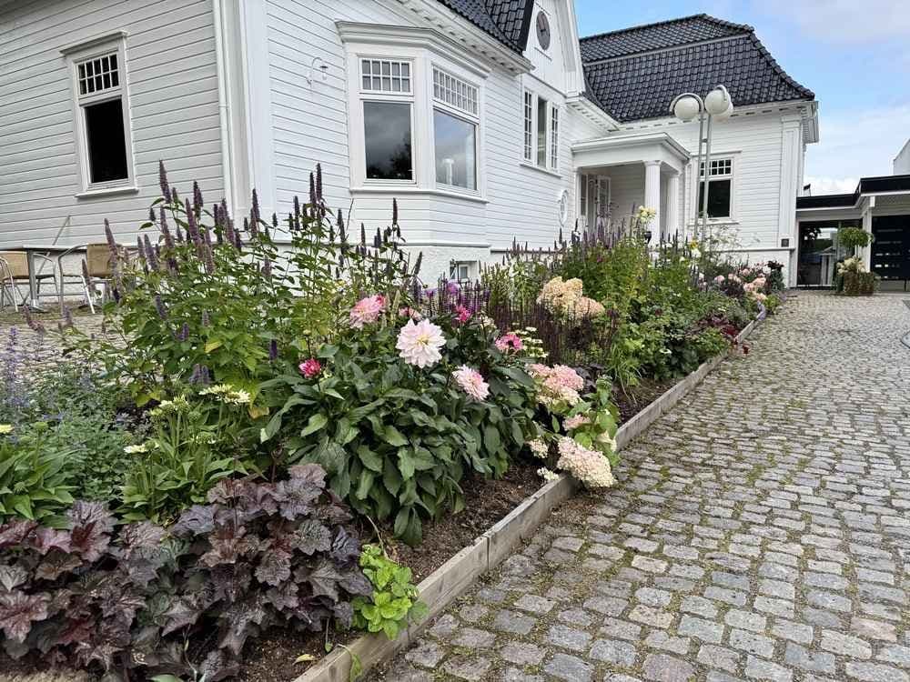 Inngsparti Thorbjørnrud hotell. Foto. 